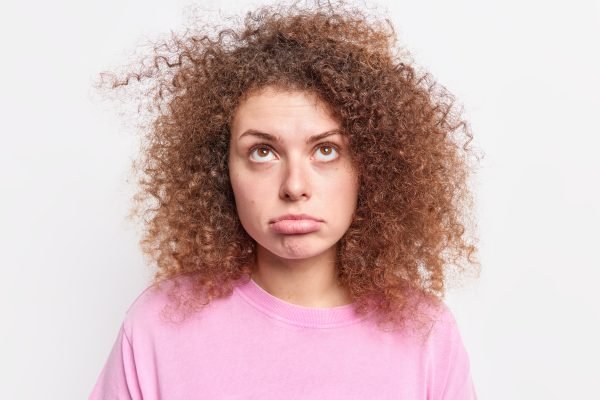 Cabelo Poroso: Causas e Como Cuidar